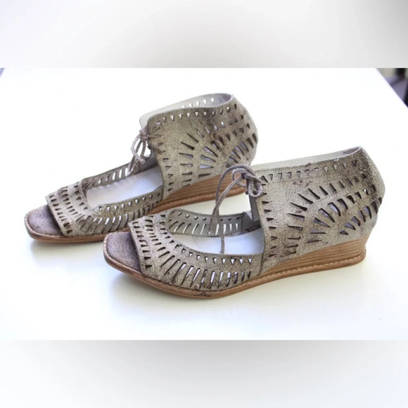 Jeffrey Campbell Rodillo wedge sandals - Picture 7 of 11